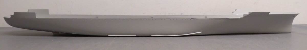 Merit International 62001 1:200 Scale USS Hornet CV-8 W/Decals Plastic Model Kit EX/Box