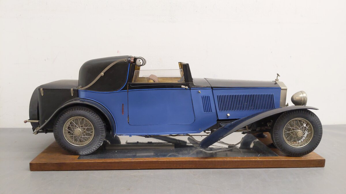 Pocher K72 1:8 Scale 1932 Rolls Royce Phantom II Sedanca Coupe Kit - Assembled VG