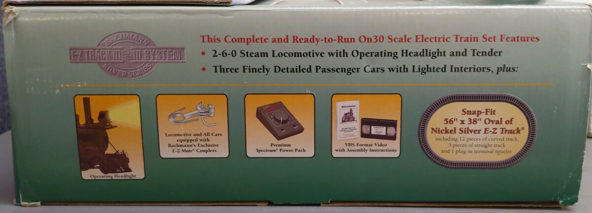 Bachmann 25006 On30 North Pole Express Passenger Train Set LN/Box