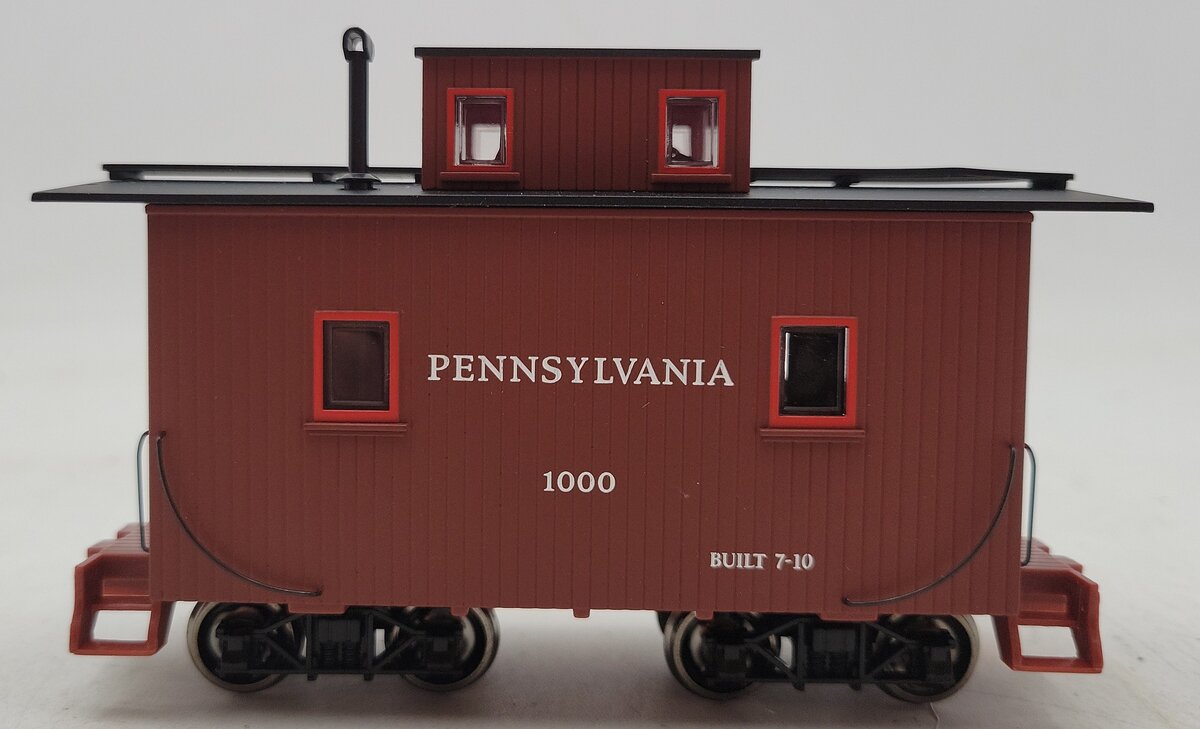 Bachmann 27714 On30 Pennsylvania 8-Wheel Bobber Caboose with Lights #1000 NIB