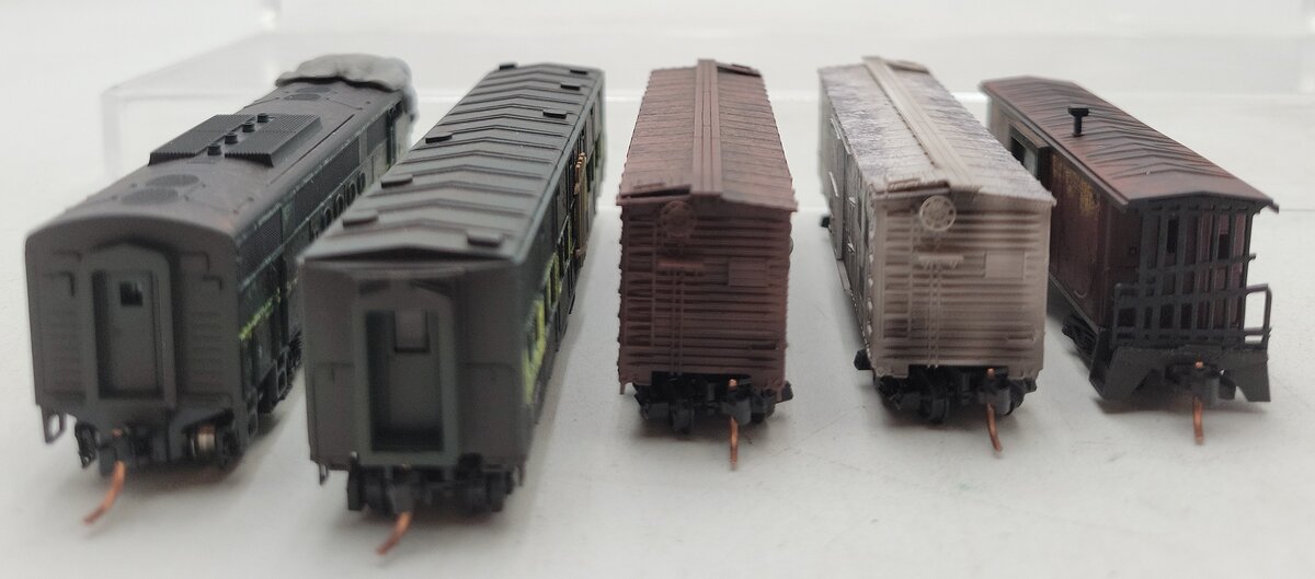 Micro-Trains 99321300 Halloween Ghost N Gauge Diesel Freight Train Set NIB