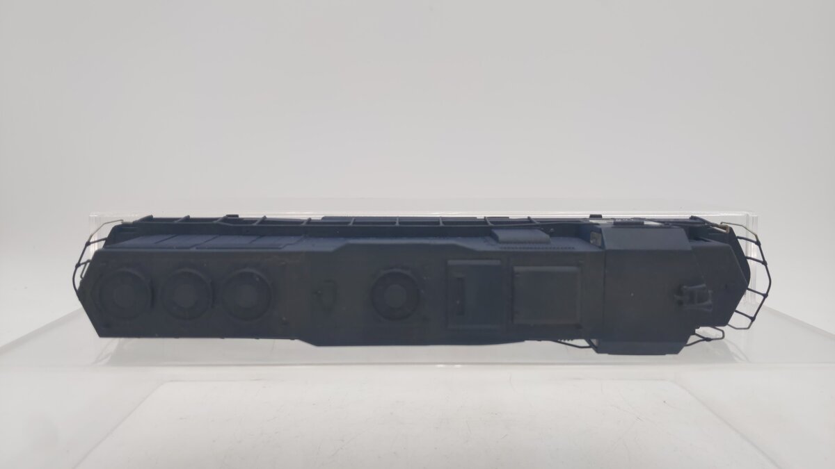 Athearn HO Scale Rutland & Rock Ridge Diesel Locomotive #2604 w/DDC VG
