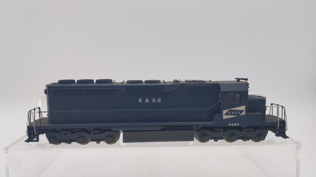 Athearn HO Scale R&RR Diesel Locomotive #4289 w/DCC VG