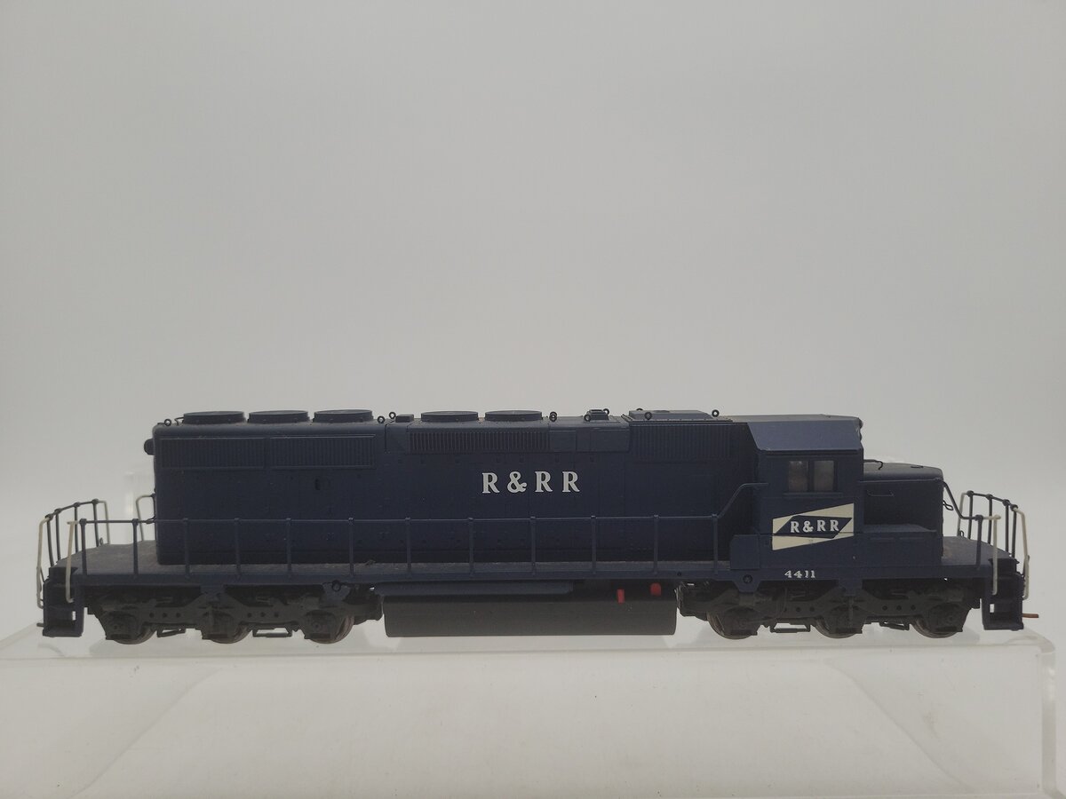 Athearn HO Scale Rutland & Rock Ridge Diesel Locomotive #4411 w/DCC VG