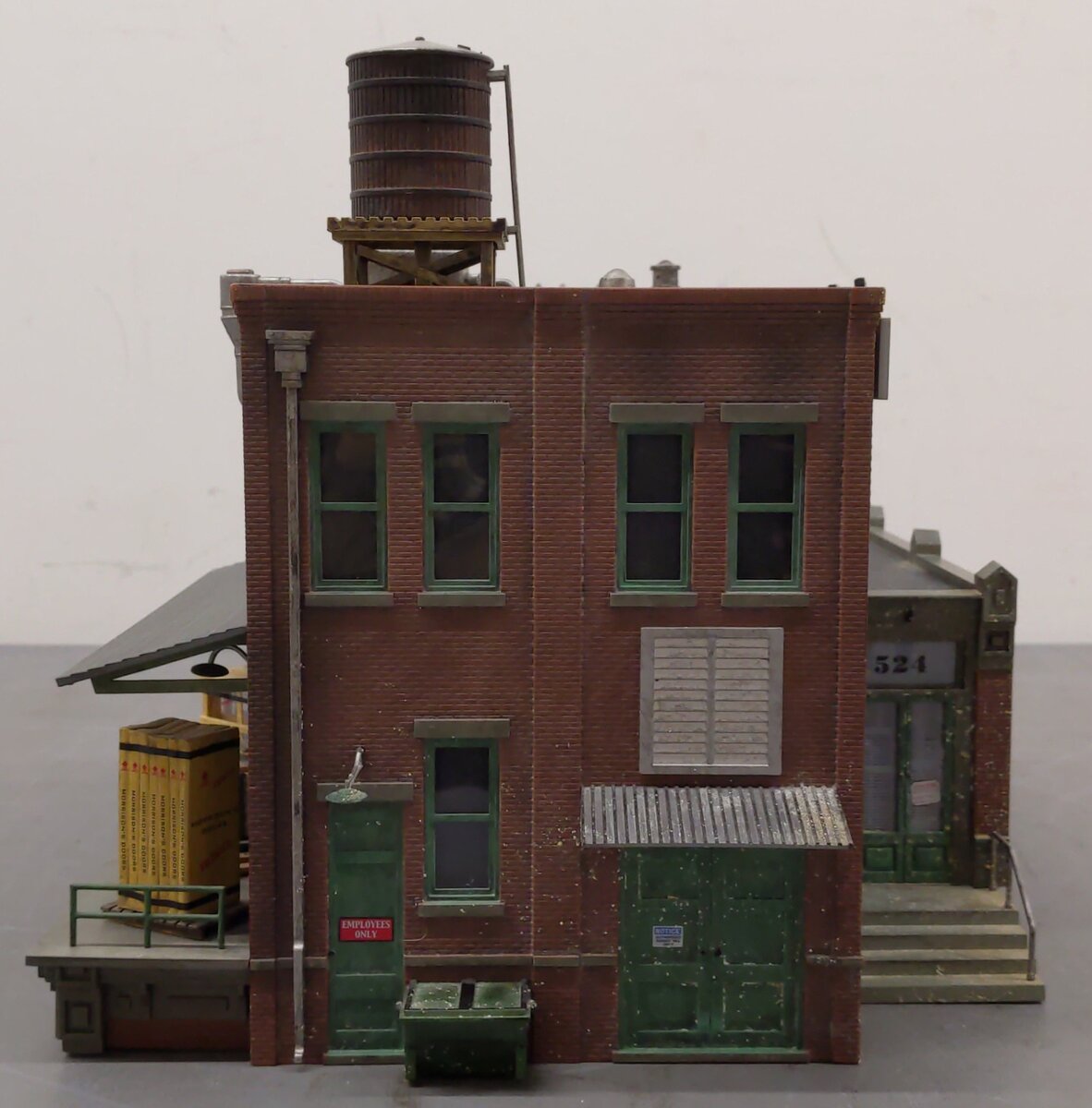 Woodland Scenics BR5848 O Scale Built-&-Ready Morrison's Door Factory Building EX