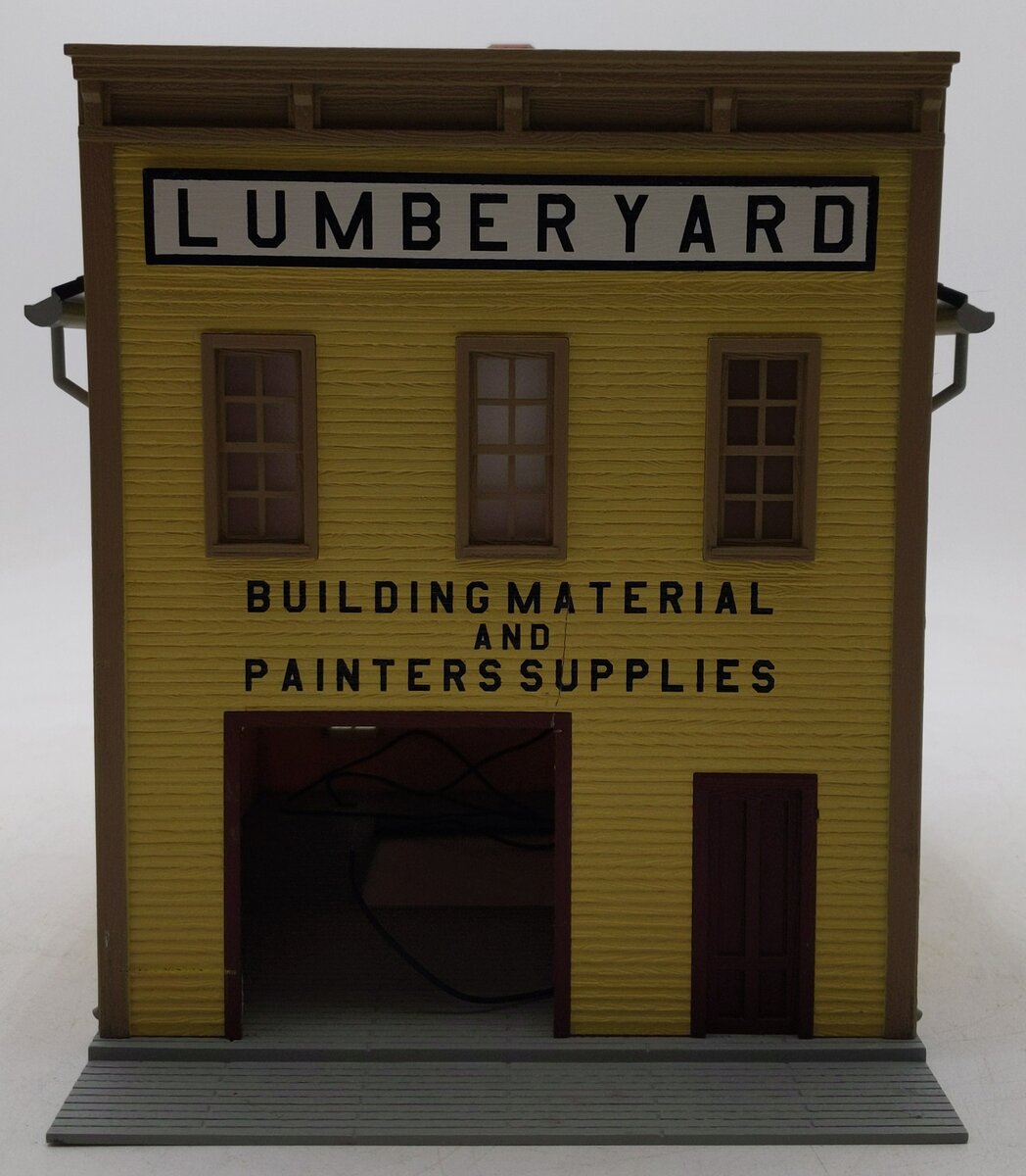 MTH 30-90346 O 2-Story Store Livery Building Lumber Yard EX