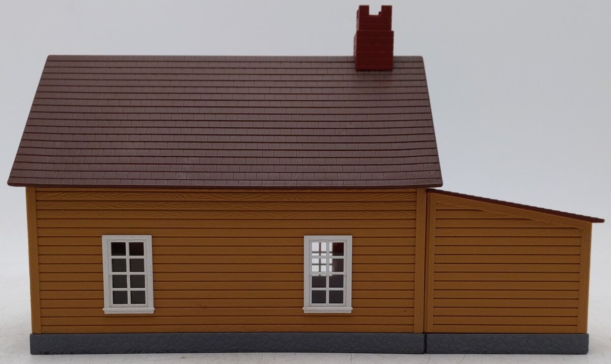 MTH 30-90008 O Gauge Mustard & Red Work House #1 EX