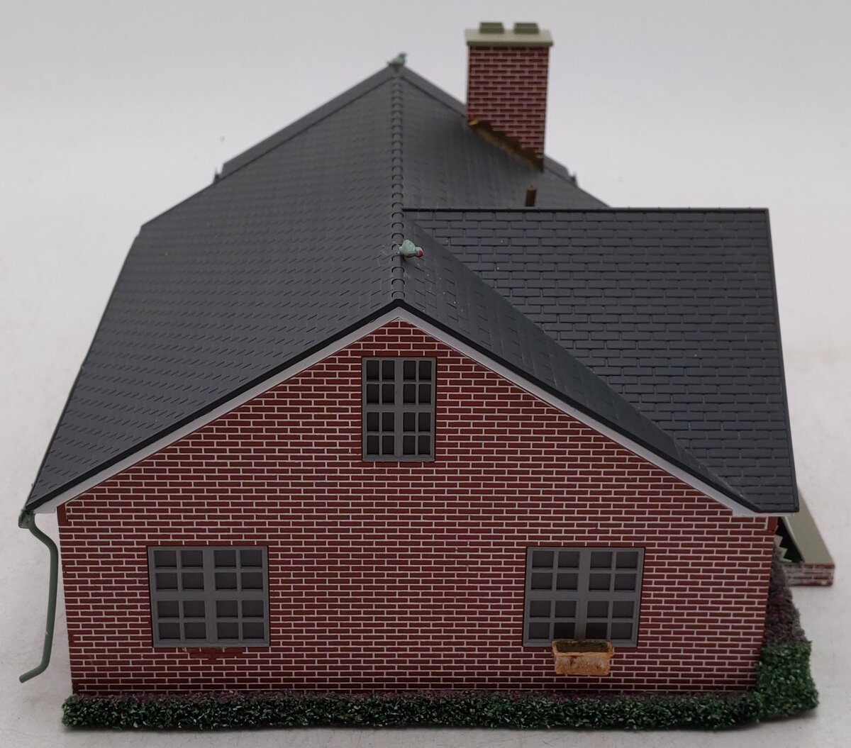 Lionel 6-37917 O Scale Suburban House Deluxe #2 VG