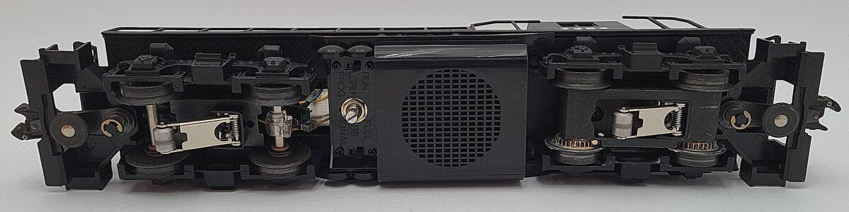 Lionel 6-11864 O Gauge New York Central GP-9 Diesel Locomotive #2383 EX/Box