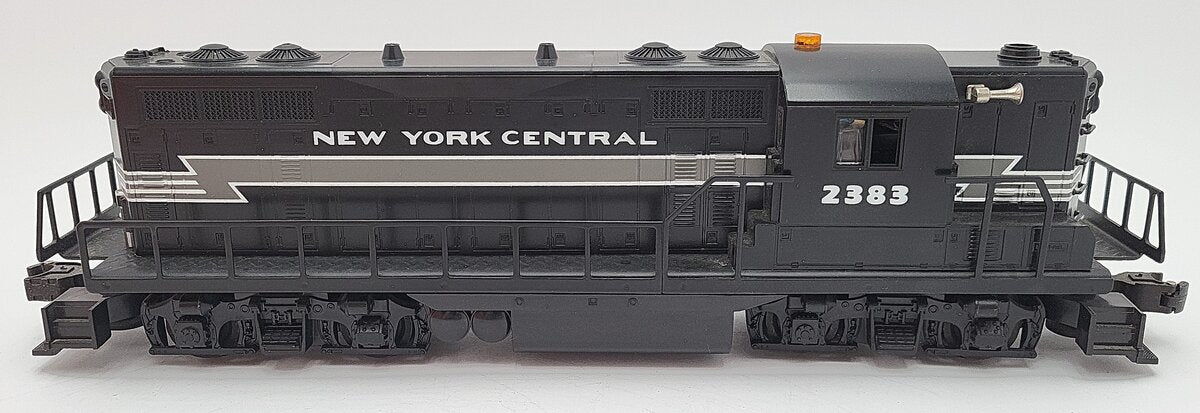Lionel 6-11864 O Gauge New York Central GP-9 Diesel Locomotive #2383 EX/Box