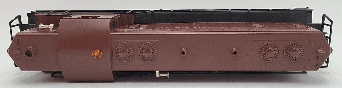 Lionel 6-18567 O Gauge Pennsylvania GP-9 Diesel Locomotive #2028 EX/Box