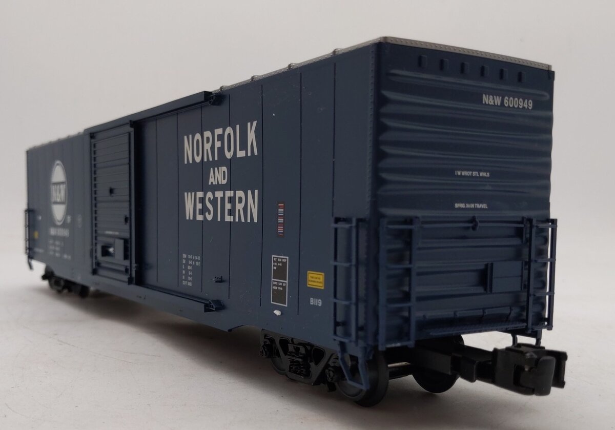 Lionel 6-82660 Norfolk & Western 60' Single-Door Boxcar #600949 EX/Box