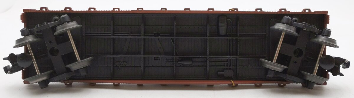 Lionel 6-17518 O Gauge Pennsylvania Flatcar with 2 Corgi Mack AEC Trucks #9823 EX/Box