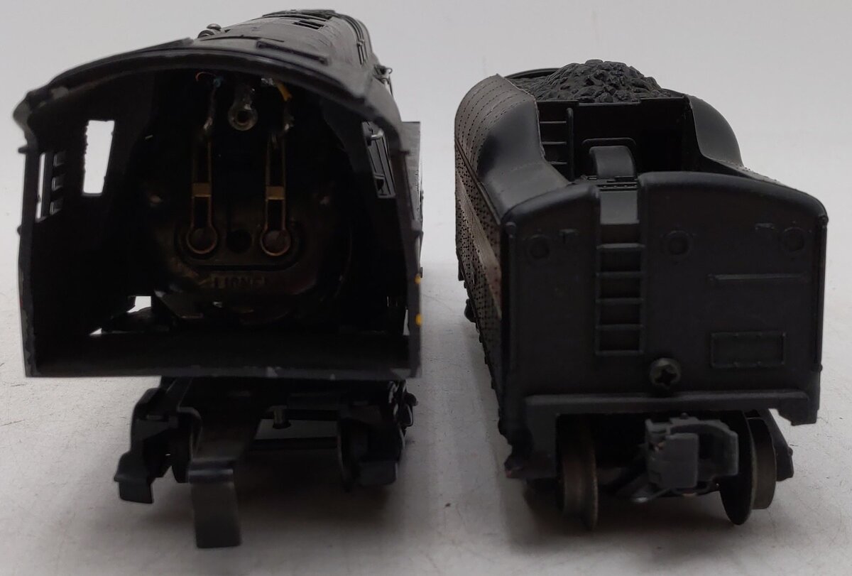 Lionel 746 Vintage O N&W J Class 4-8-4 Steam Locomotive & Tender w/ Long Stripe VG