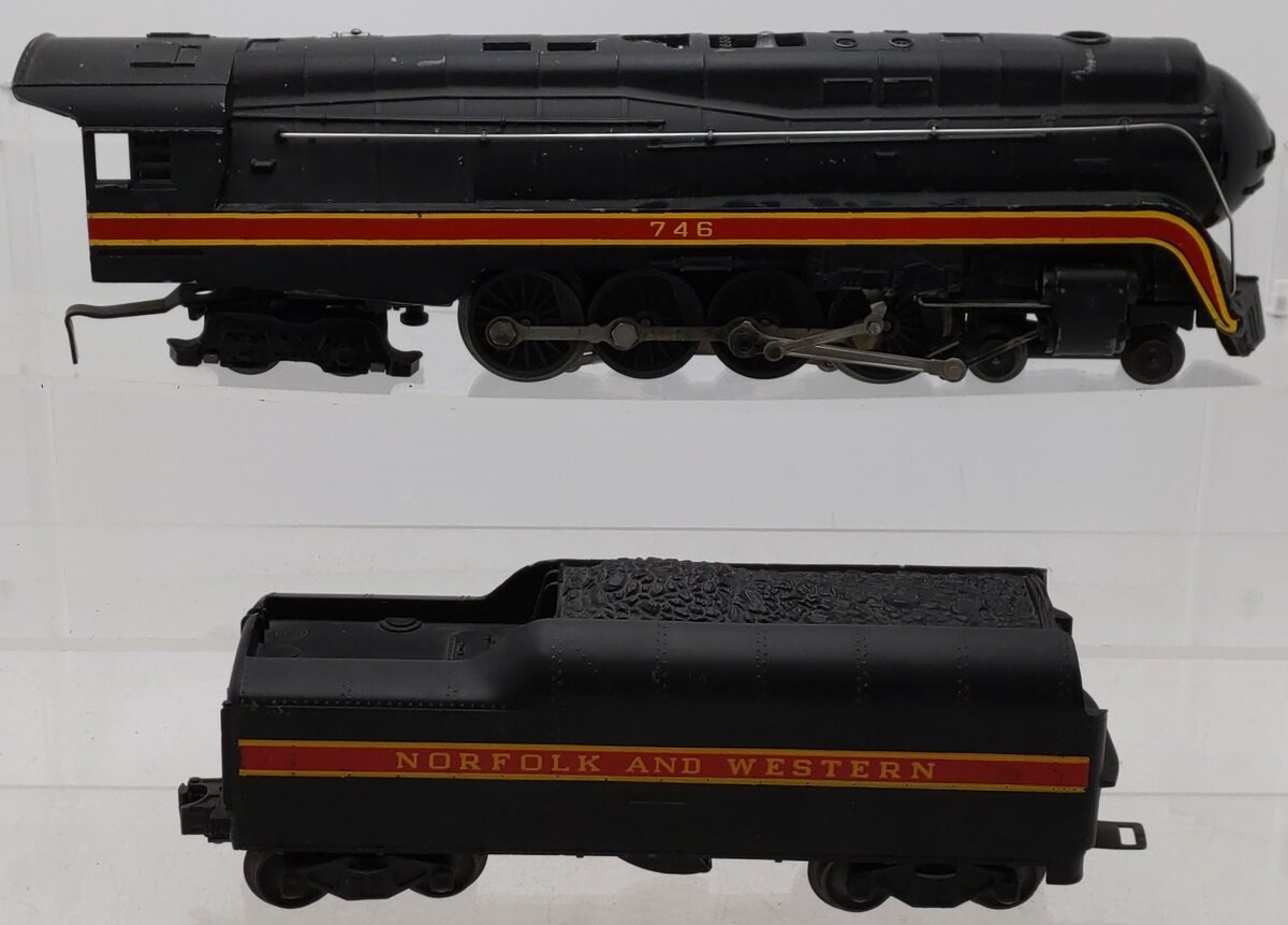 Lionel 746 Vintage O N&W J Class 4-8-4 Steam Locomotive & Tender w/ Long Stripe VG