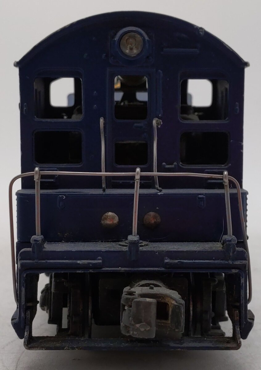 Lionel 624 Vintage O Chesapeake & Ohio NW-2 Powered Diesel Locomotive