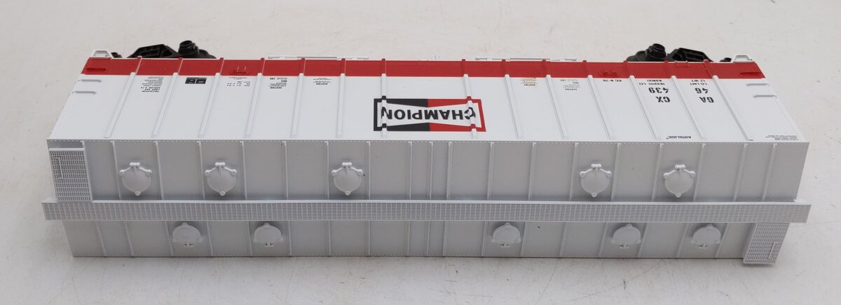 MTH 30-75619 O Champion Airslide Hopper Car #46439 EX/Box