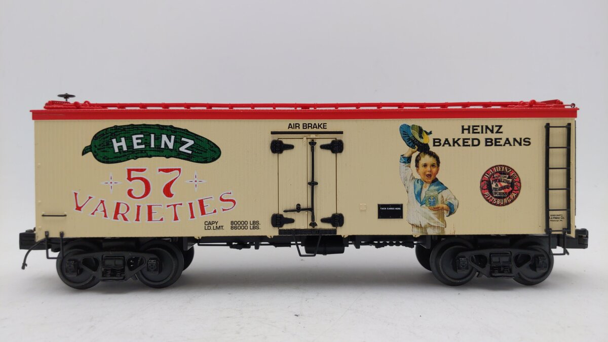 MTH 20-94330 O Gauge Heinz 36’ Woodsided Reefer Car LN/Box