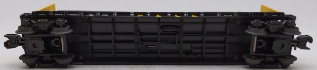 MTH 30-76233 Pittsburgh & Lake Erie Flat Car - w/Bulkheads & Pipe Load #42306 EX/Box