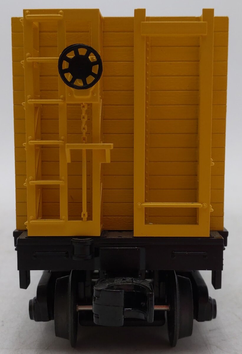 MTH 30-76233 Pittsburgh & Lake Erie Flat Car - w/Bulkheads & Pipe Load #42306 EX/Box