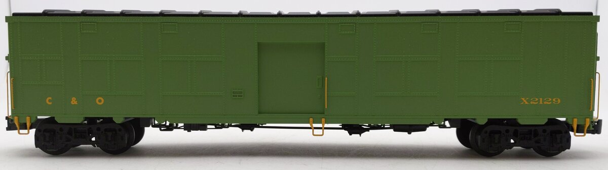 Atlas 3007722-2 O Chesapeake & Ohio Express Troop Sleeper Boxcar #2129 LN/Box