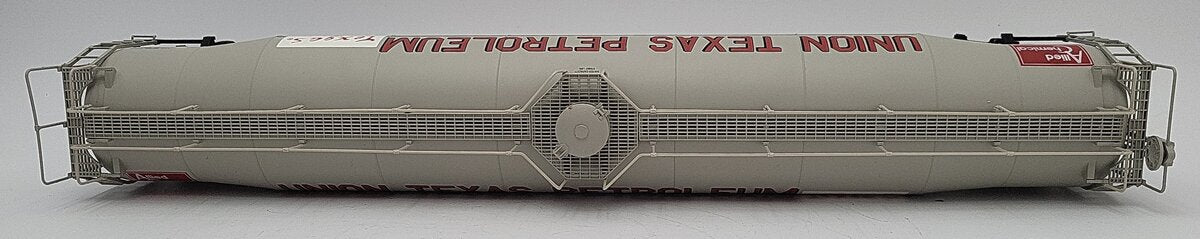 Atlas 6406-1 O Gauge Union Texas Petroleum 33,000 Gallon Tank Car #933016 EX/Box