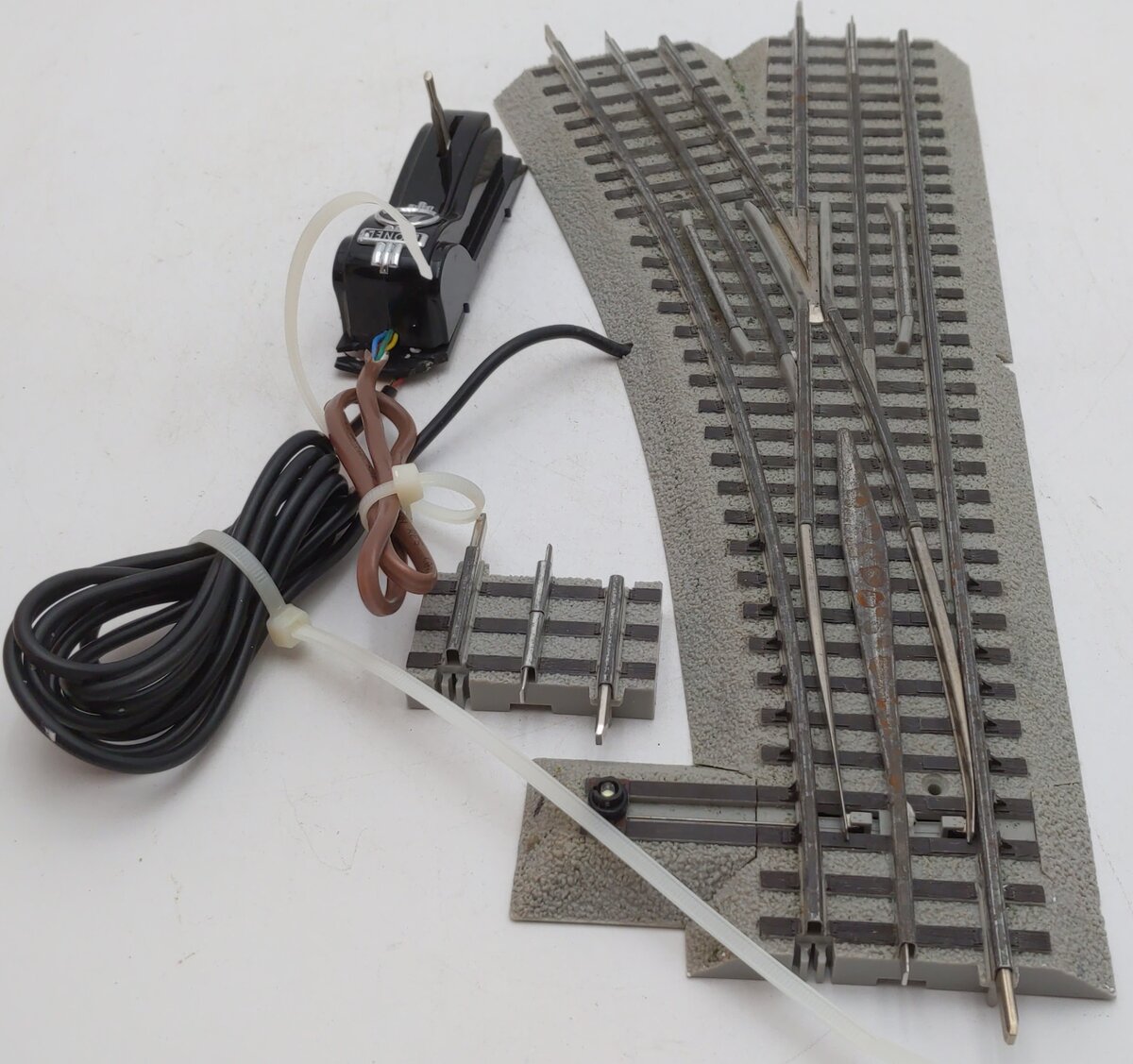 Lionel 6-12057 O60 Left Hand Remote-Control FasTrack Switch Turnout VG/Box