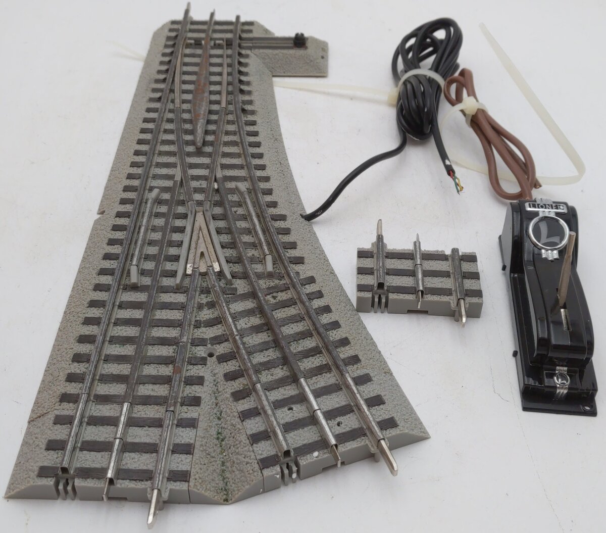 Lionel 6-12057 O60 Left Hand Remote-Control FasTrack Switch Turnout VG/Box