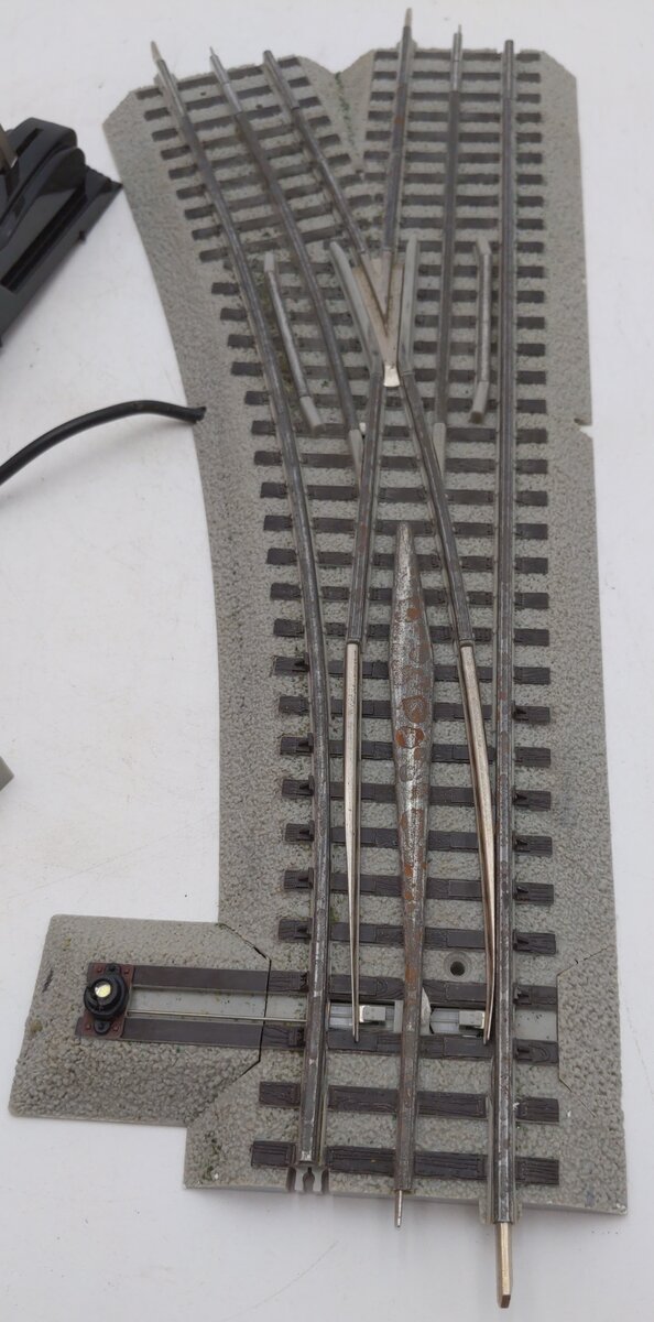 Lionel 6-12057 O60 Left Hand Remote-Control FasTrack Switch Turnout VG/Box