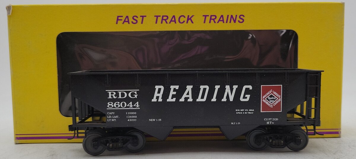 American Models 3271 S Scale Reading 2 Bay Hopper #86044 EX/Box