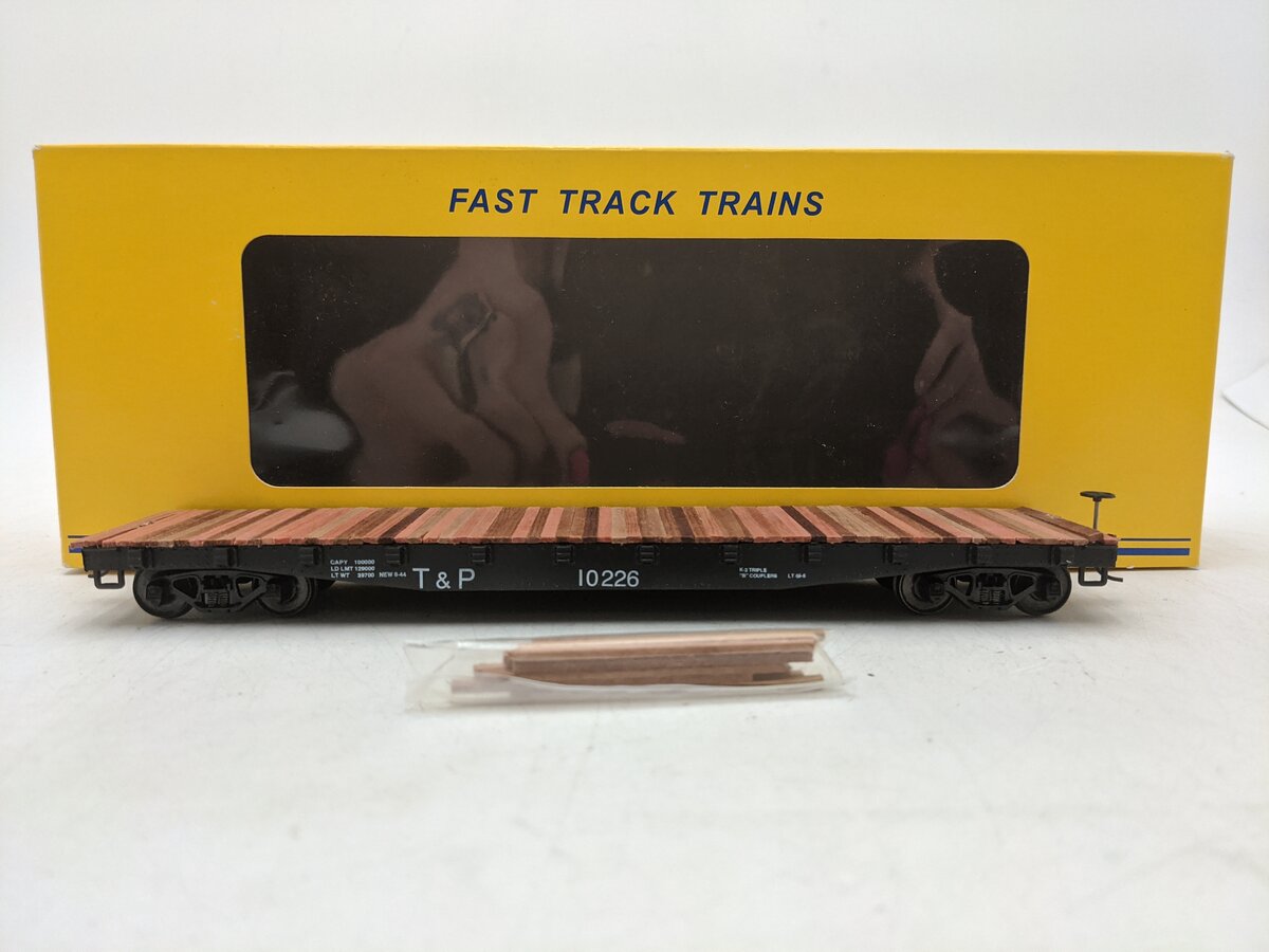 American Models 6027 S Texas & Pacific 46' Flat Car #10226-Scale EX/Box