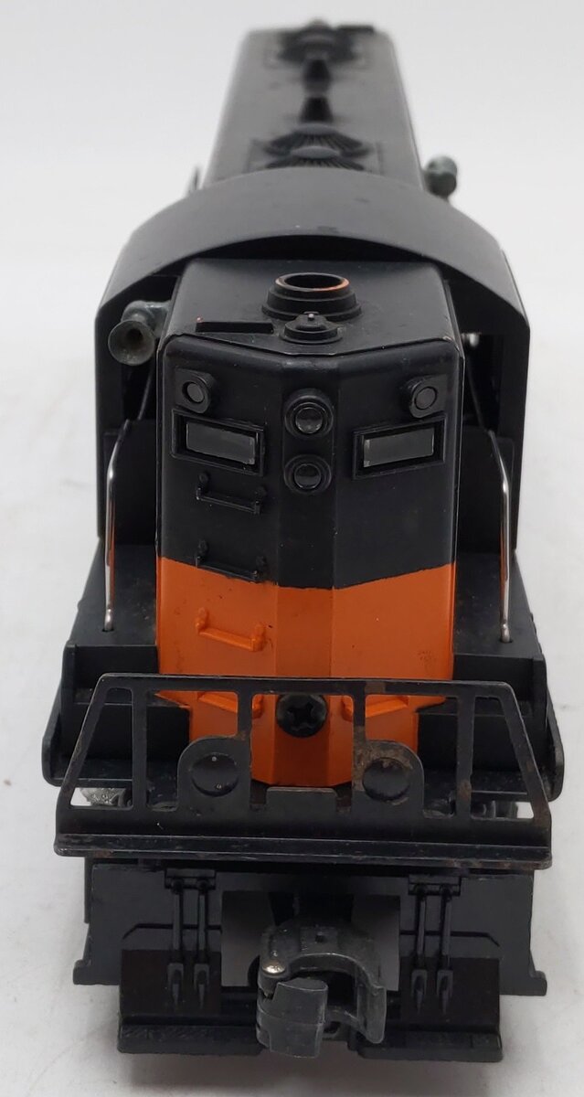 Lionel 2338 Vintage O Gauge Milwaukee Road Powered GP-7 Diesel Locomotive VG