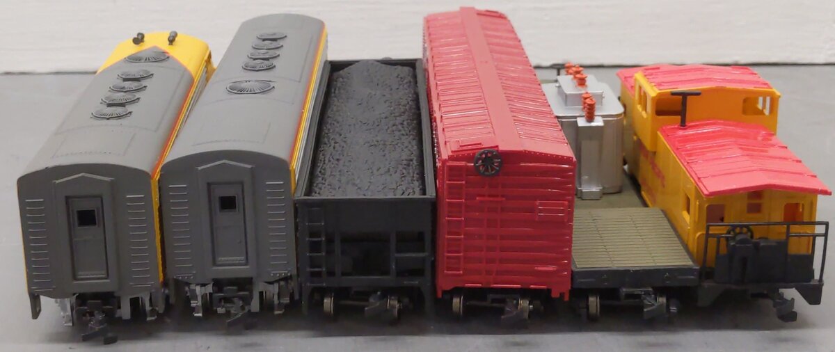 Bachmann 01103 HO Pioneer E-Z Track System Silver Series Train Set EX/Box