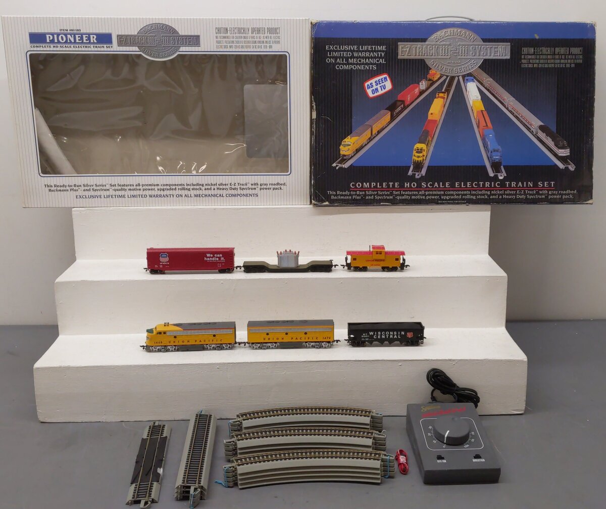 Bachmann 01103 HO Pioneer E-Z Track System Silver Series Train Set EX/Box