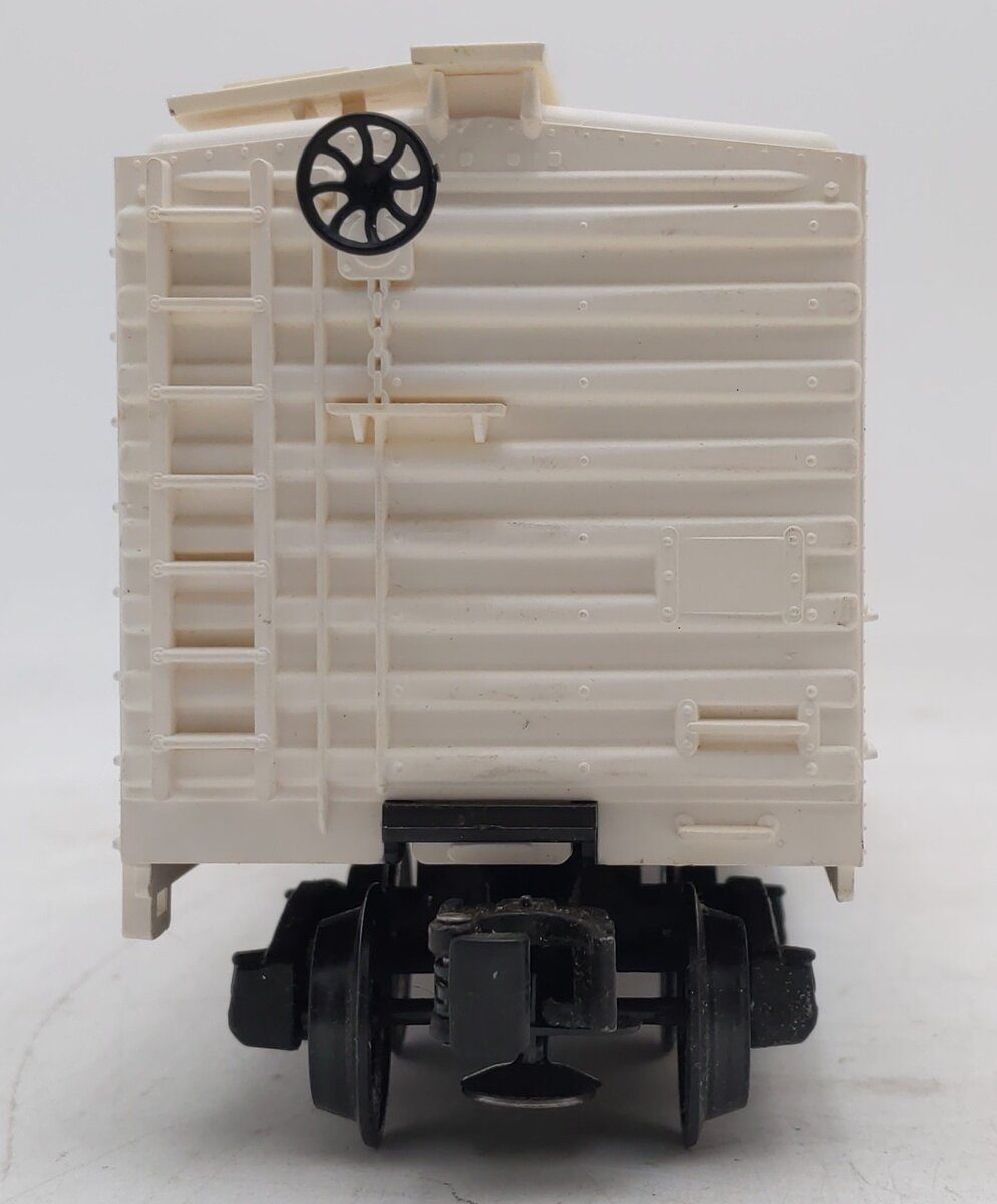 Lionel 6-9802 O Gauge Miller High Life Reefer Car #9802 EX/Box