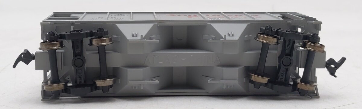 Atlas 1810 HO Southern Pacific PS-2 2 Bay Covered Hopper #401290