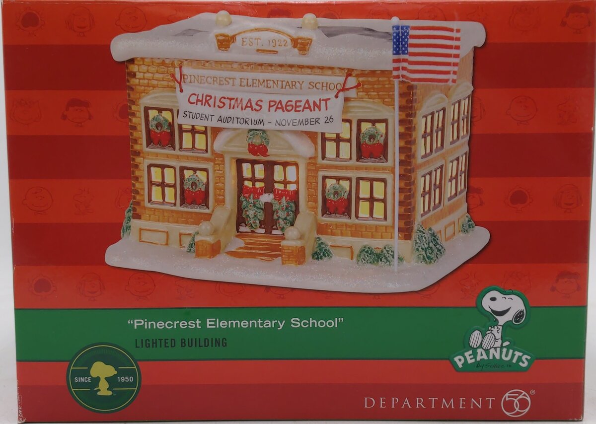 Dept 56 799079 Pinecrest Elementary School Peanuts Village LN/Box