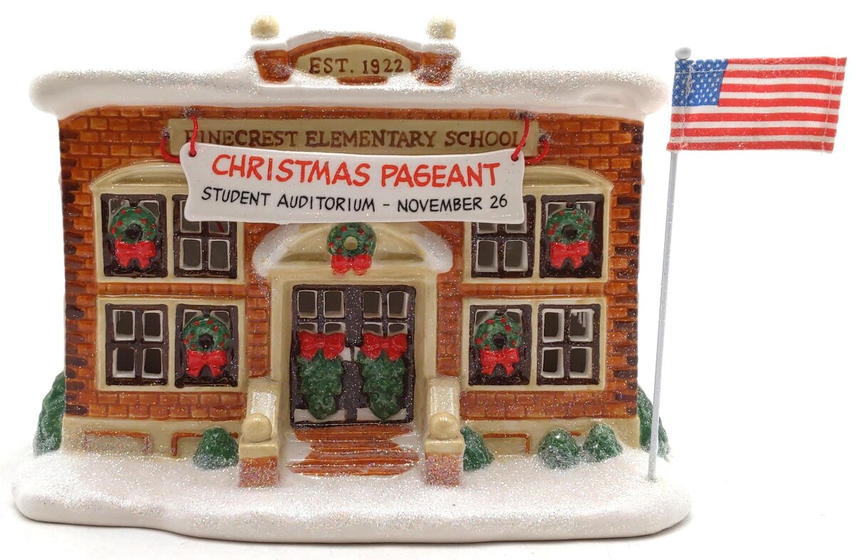 Dept 56 799079 Pinecrest Elementary School Peanuts Village LN/Box
