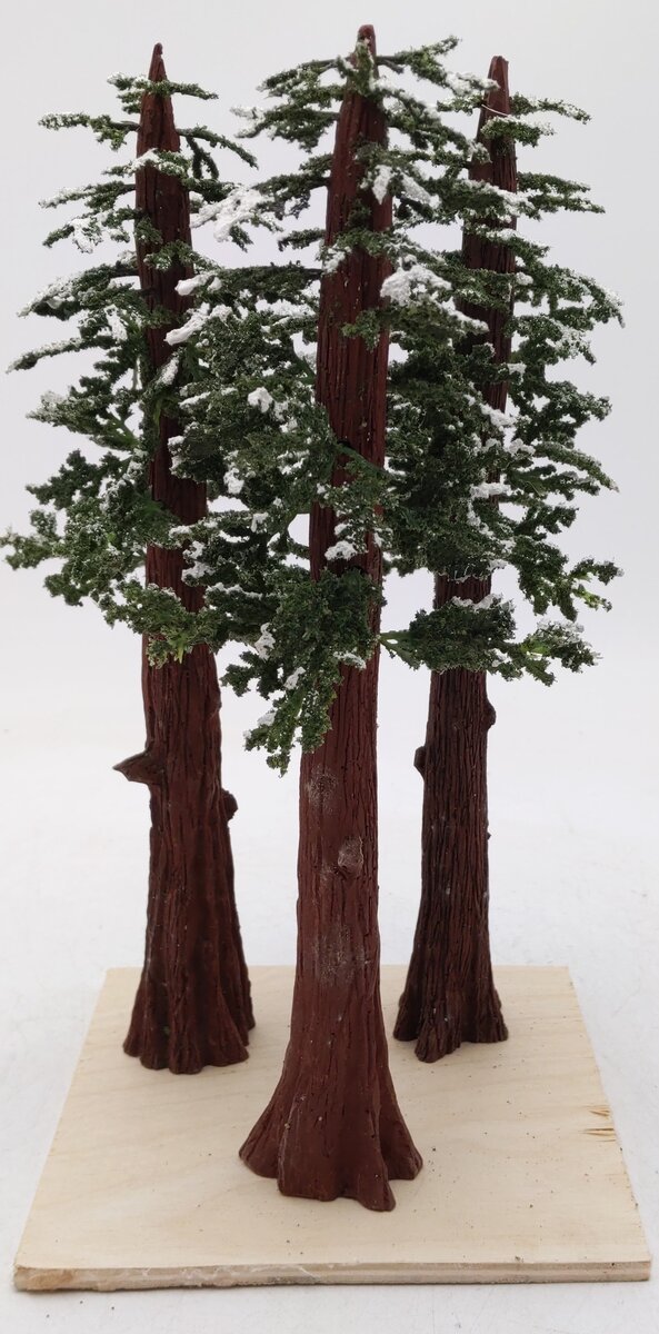 Dept 56 Village Accessories Redwood Pines (Set Of 3) LN/Box