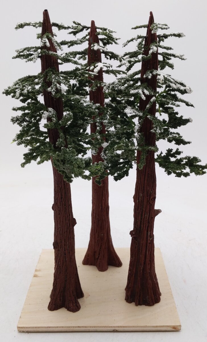 Dept 56 Village Accessories Redwood Pines (Set Of 3) LN/Box