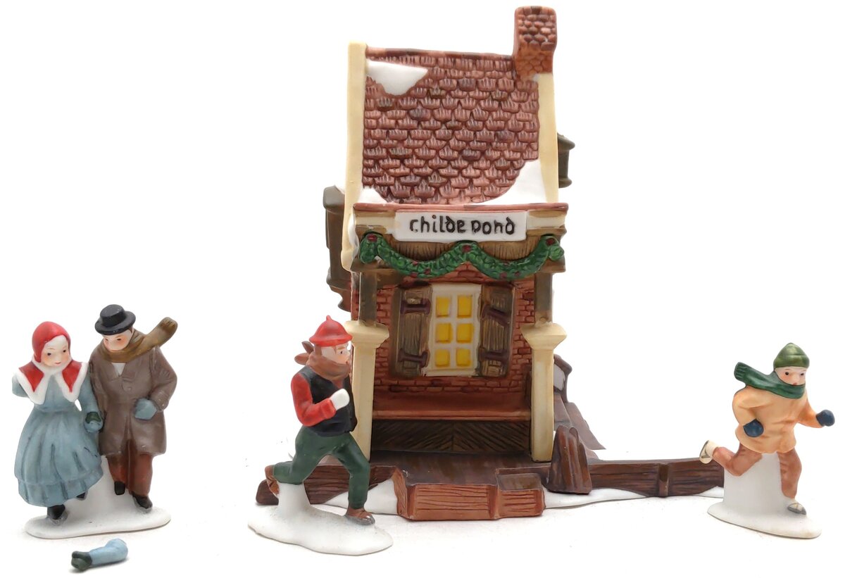 Dept 56 5903-0 Heritage Village Collection Childe Pond & Skaters EX/Box