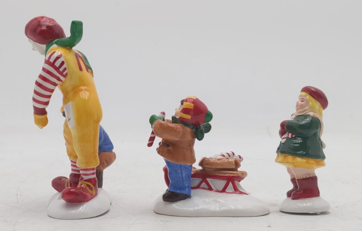 Dept 56 54926 Snow Village "Kids, Candy Canes… & Ronald McDonald" EX/Box
