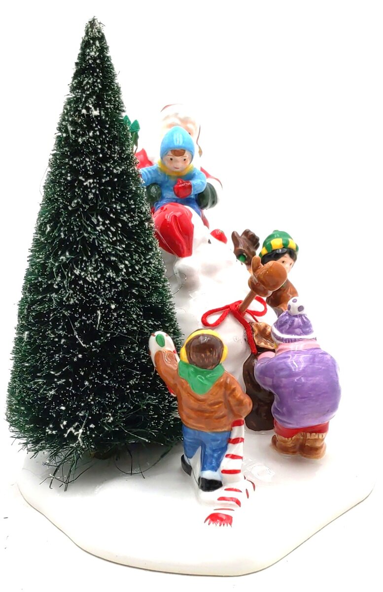 Dept 56 54920 Santa Comes To Town LN/Box