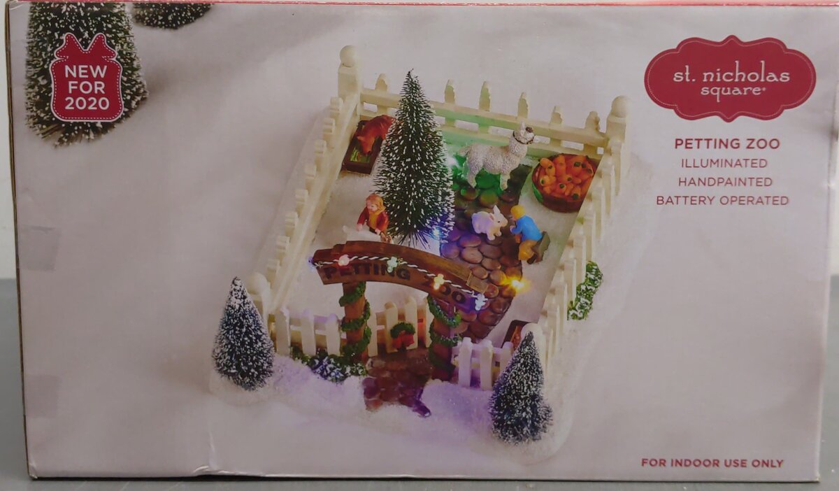 St. Nicholas Square Illuminated Petting Zoo VG/Box