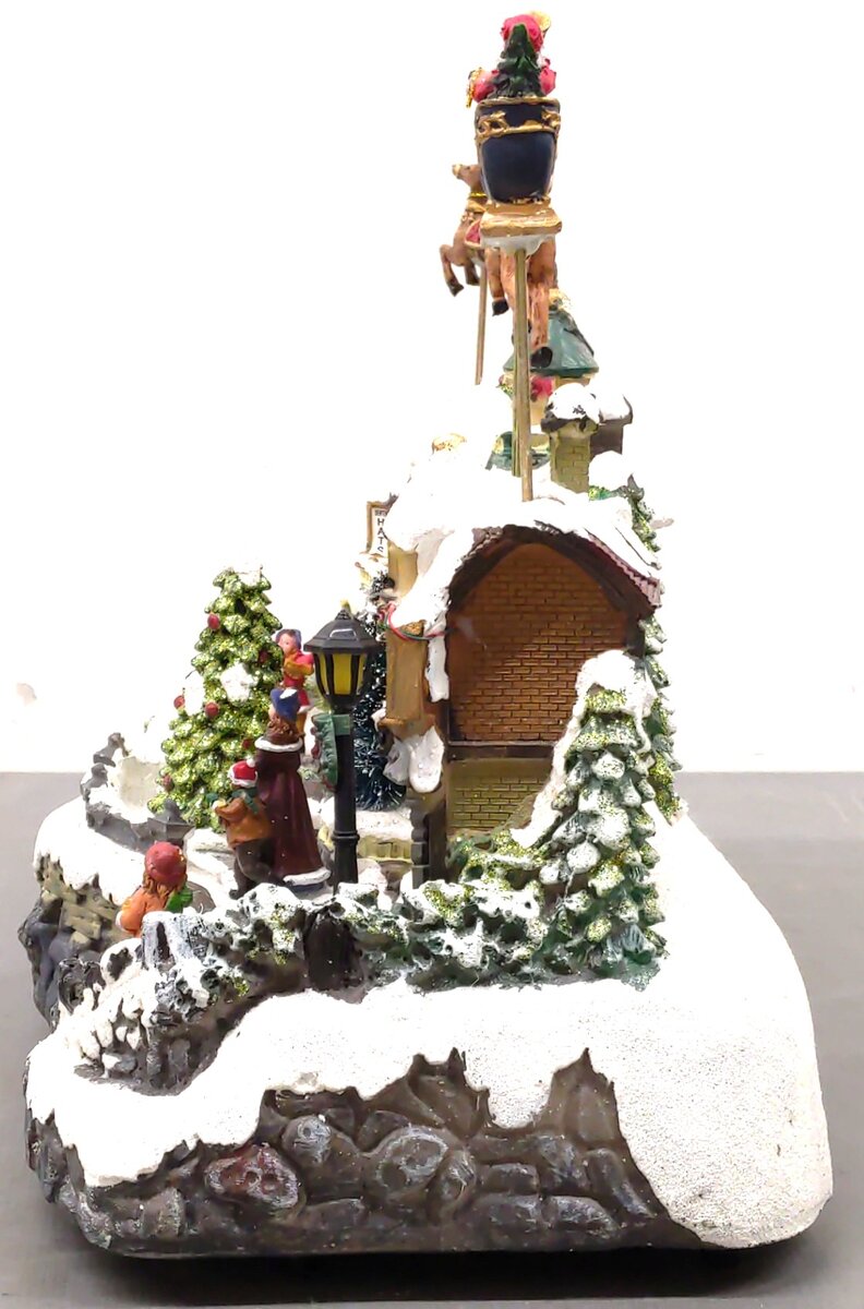 Holiday Living Lighted Village With Santa LN/Box