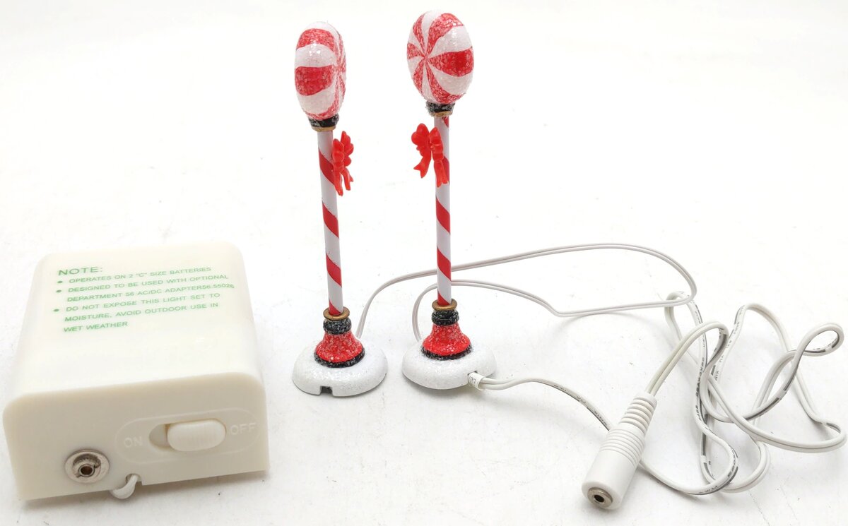 Dept 56 4025435 Peppermint Street Lights (Set of 2) LN/Box