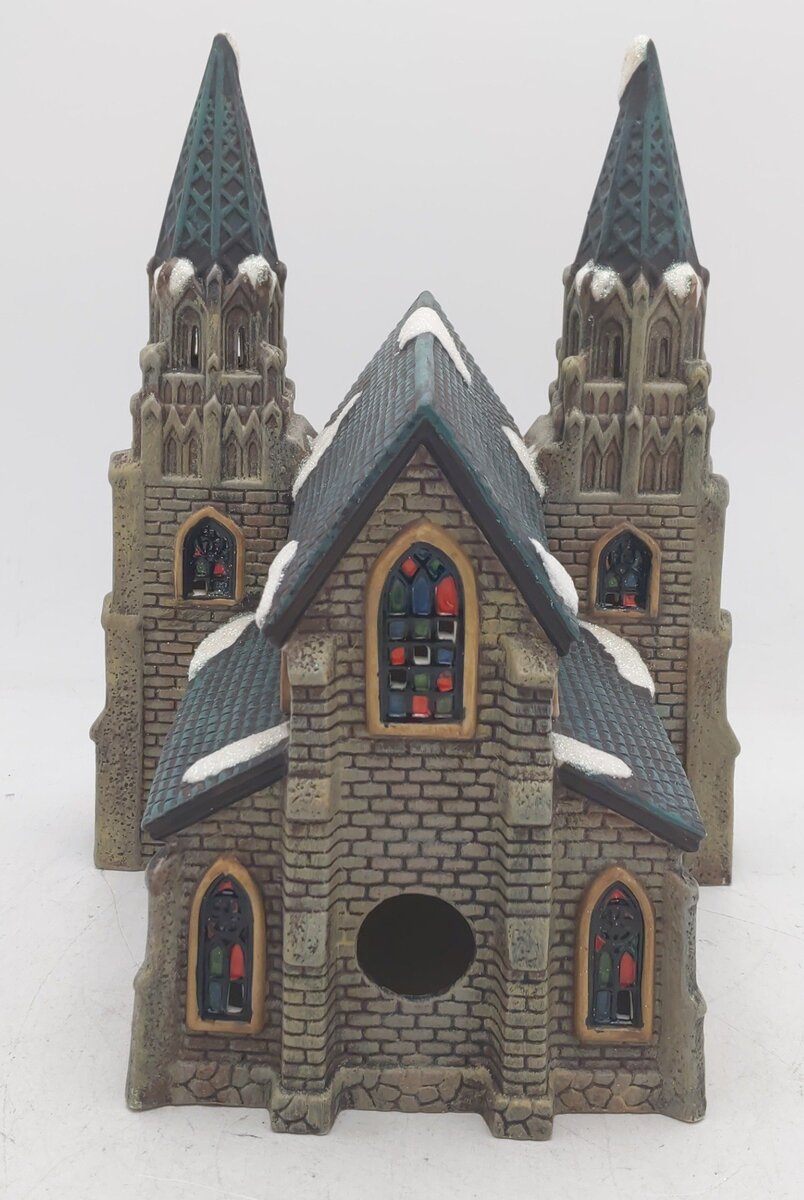 Holiday Time P054OF-1 Village collectables Lighted Church EX/Box