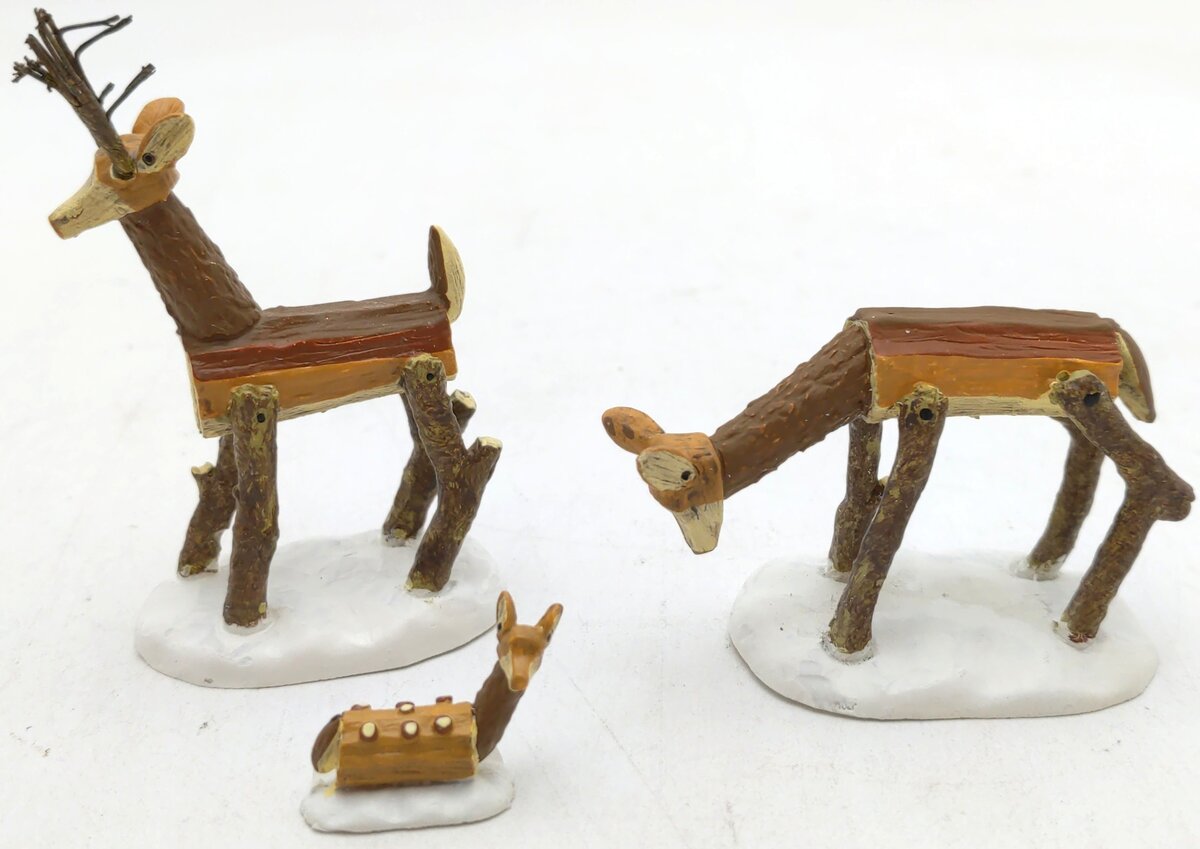 Dept 56 4020253 Wooden Deer Family (Set of 3) NIB