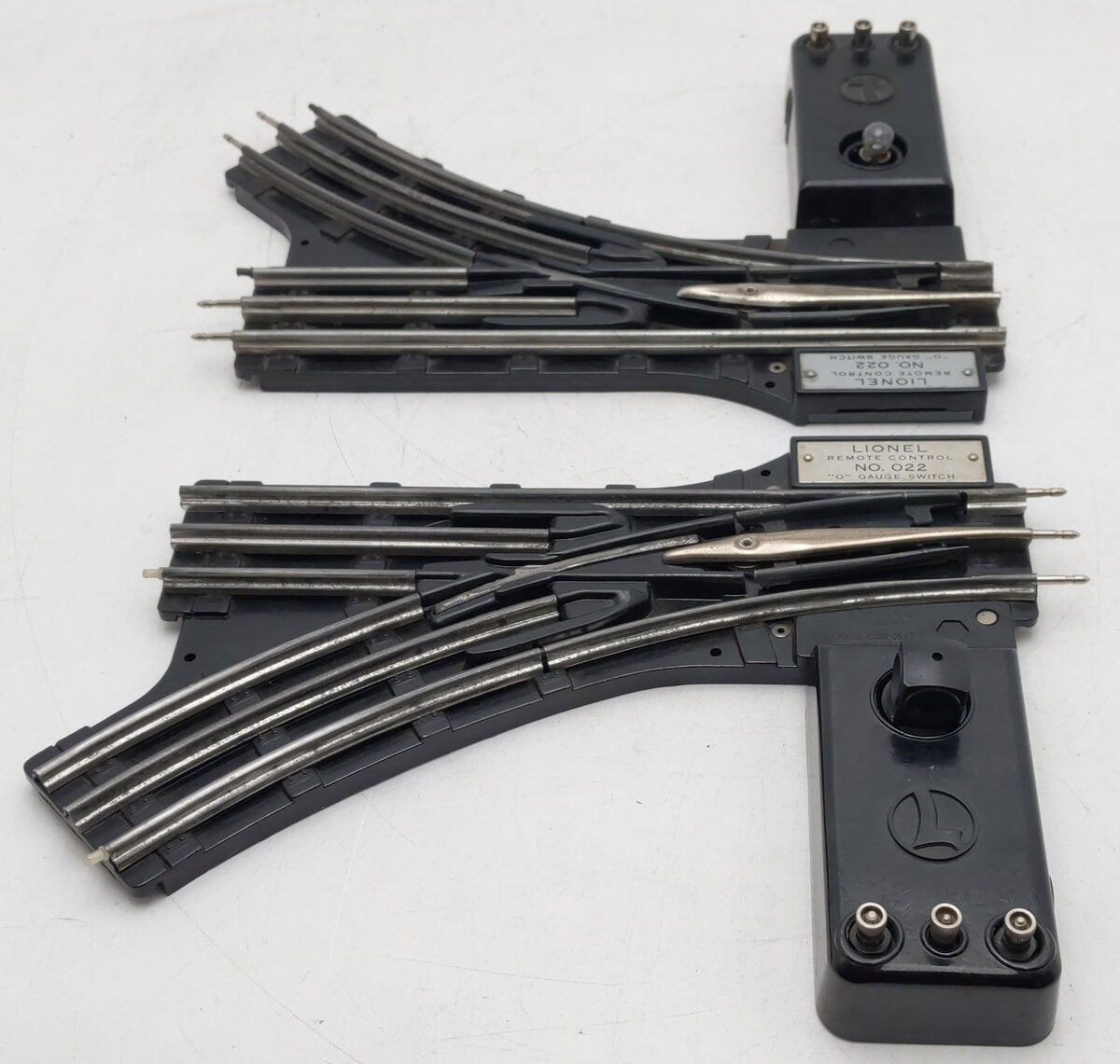 Lionel O22 Vintage O Left-Hand & Right-Hand Electric Remote Switches VG