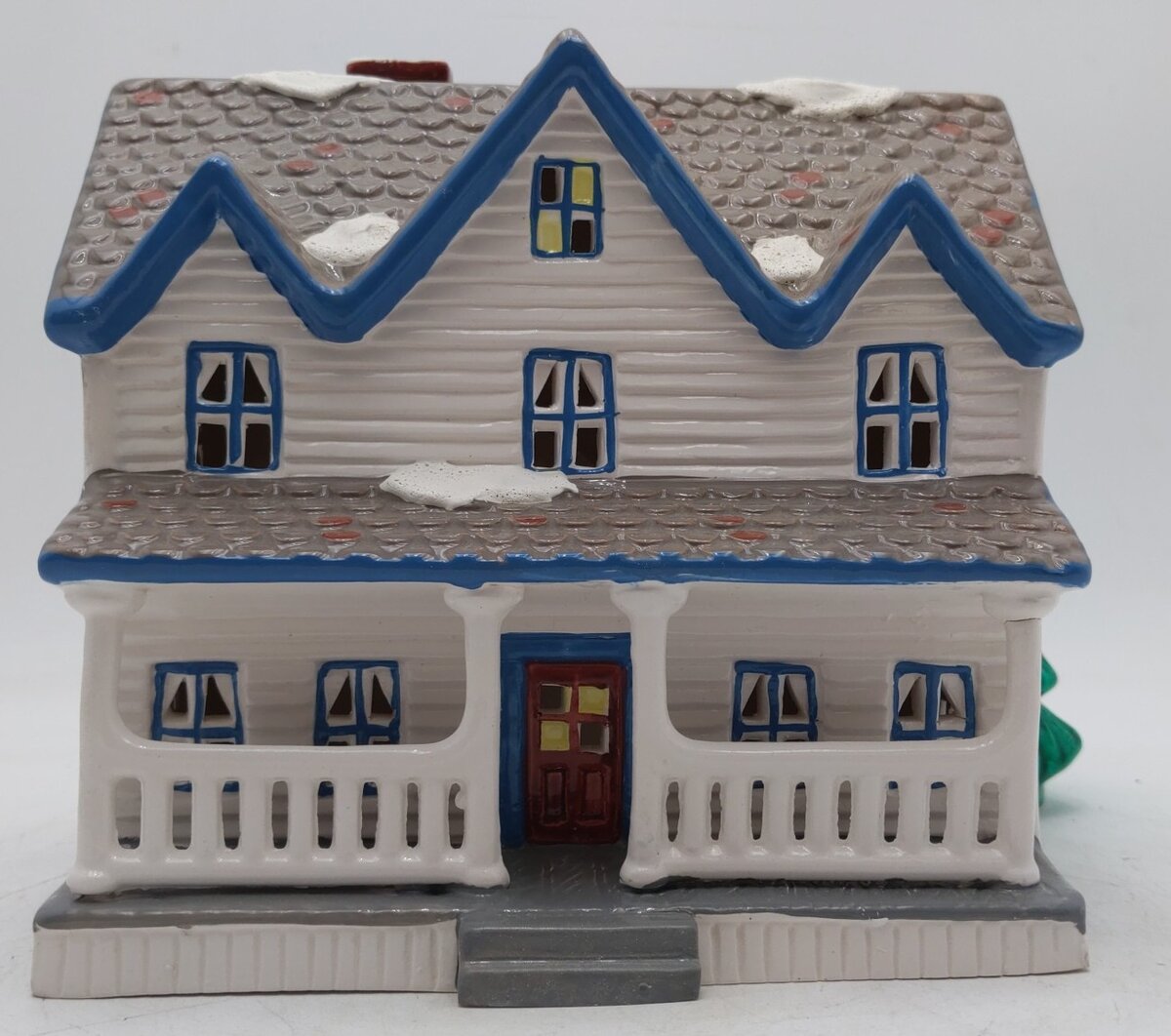 Dept 56 5089-0 Snow Village Farm House LN